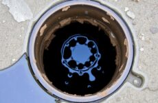 Выпуск канализации: как правильно подключить дом к сети и избежать типичных проблем